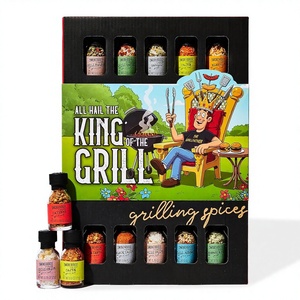 ชุดเครื่องเทศย่างรมควันระดับพรีเมียม Smokehouse Thoughtfully Gourmet Ultimate พร้อมเครื่องปรุงรสบาร์บีคิว 20 ชนิด บรรจุในกล่องของขวัญลายการ์ตูนคิง - Product Image 1