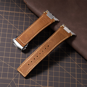 <span class=keywords><strong>Bracelet</strong></span> en <span class=keywords><strong>cuir</strong></span> à boucle déployante pour <span class=keywords><strong>Apple</strong></span> <span class=keywords><strong>Watch</strong></span> Series 2026, compatible avec les modèles 11, 10, 9, <span class=keywords><strong>8</strong></span>, 7, 6, 5, 4, SE – Texture <span class=keywords><strong>cuir</strong></span> Crazy Horse - Product Image 1