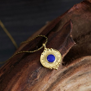 Collar Personalizado con Logotipo, Resistente al Deslustre, Impermeable, de Acero Inoxidable, Chapado en Oro de 18k para Mujer - Product Image 1