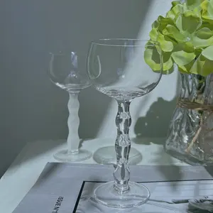 Винтажный бокал с волнистой ручкой, матовый бокал для французского красного вина, европейские десертные бокалы для вина, женские бокалы с кристаллами цвета шампанского