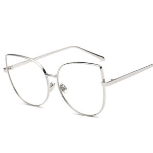 Vente en gros lots stock <span class=keywords><strong>de</strong></span> lunettes <span class=keywords><strong>de</strong></span> lecture à écran blanc pour hommes et femmes tendance miroir plat monture dorée fabriqué TR90 à la mode AliExpress - Product Image 4