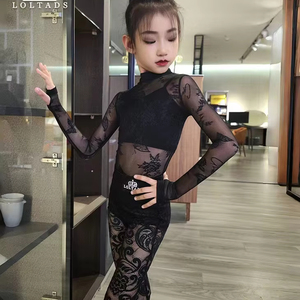 Completo da ballo latino nero per bambine: Top e pantaloni, ideale per allenamento, jazz, gonna e costume da performance - Product Image 1