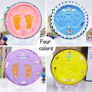 2025 Cadre photo DIY pour 3 ans et plus, avec pâte à modeler en plastique, slime, pâte à modeler pour empreintes de mains et de pieds de bébé, et slime moelleux à motifs - Product Image 5