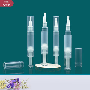 Pincel labial de 5 ml con cepillo giratorio, envase cosmético para aplicación de maquillaje de labios - Product Image 1