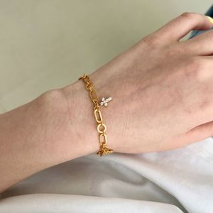 Dylam Trendy Design 18K Gold Plated 925 Silver Link Chain 5A Cubic Zirconia Heart Cross Pendant <b>Bracelets</b> - Product Image 4