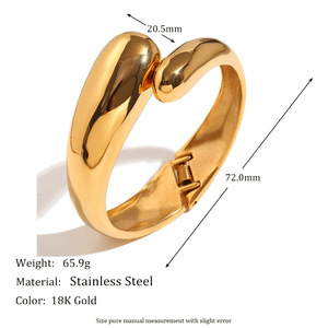 Bracelet ouvert en acier inoxydable plaqué or 18 carats de haute qualité avec moulage simple à double tête de serpent lisse pour cadeau - Product Image 6