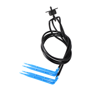 Outil d'arrosage de jardin en plastique 1 sortie 4 directions, système d'irrigation goutte à goutte pour serre - Product Image 1