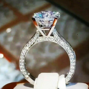Anello versatile con pietra quadrata per donna, elegante design intarsiato, gioielli alla moda per tutti i giorni - Product Image 4