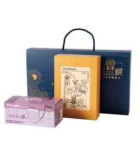 Paquete de caja de regalo para damas para fragancia casera - Product Image 1