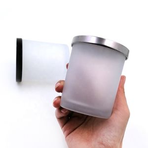 Vente en gros de 4oz 8 10 14 bocaux et bouteilles à bougie en verre dépoli blanc noir avec couvercle en bois pour la fabrication de cire de soja parfumée - Product Image 1