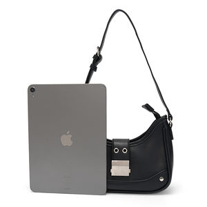 Bolso de Hombro Personalizado para Mujer, Impermeable, Estilo Inglés Vintage, con Solapa, Diseño de Letras con Logotipo Impreso, Bolsillo con Cremallera - Product Image 2