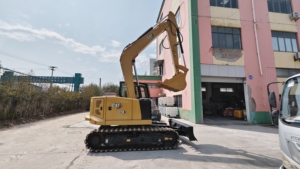Used CAT 310 crawler excavator Caterpillar 307.5 310 312GC 313GC 10ton medium tracked excavator tier 4 - Product Image 4