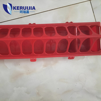 Mangeoire Longue en Plastique pour Volaille, Poussins, Pigeons, Cailles – Mangeoire et Abreuvoir à Poulet à Vendre