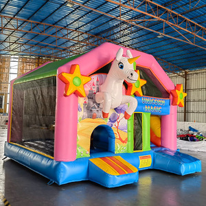 Château gonflable personnalisé en PVC sur le thème de la licorne avec toboggan, équipement de terrain de jeu intérieur - Product Image 1
