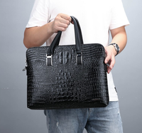Sacs à Main Homme en PU Motif Crocodile de Designer, de Luxe et Élégants, avec Portefeuille, pour Affaires – Vente en Gros