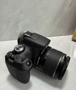 Appareils photo numériques d'occasion les plus vendus - Canon 1200D+ avec objectif 18-55mm - Ensemble pour débutants - Vente en gros - Product Image 2
