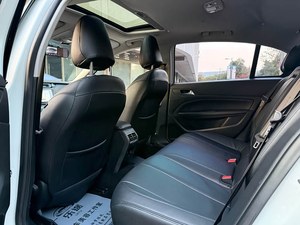 <span class=keywords><strong>Auto</strong></span> Usado <span class=keywords><strong>Peugeot</strong></span> <span class=keywords><strong>408</strong></span> 2016 1.6T Sedán Edición de Lujo, Un Solo Dueño, Título Limpio, Historial de Servicio Completo, Turbo, Volante a la Izquierda, Cuero - Product Image 5