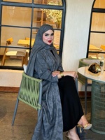 Abaya ample et fluide imprimée florale, robe longue, vêtement d'extérieur ouvert, kimono modeste, caftan, vêtements islamiques - Vente en gros ODM