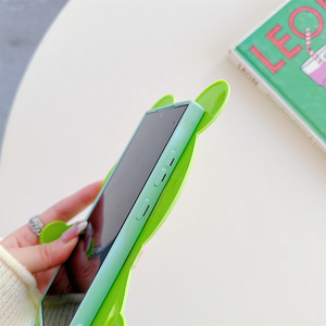 Coque de téléphone Kawaii 3D Grenouille Verte et Cochon Baveur pour iPhone 17 Pro Max 16 15 14 13 – Housse de protection en silicone souple et amusante à motif de dessin animé - Product Image 5