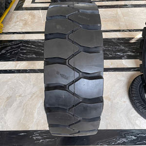 Neumáticos Sólidos para Montacargas KUMA KF 503 Estándar, Exportación Directa de Vietnam, Precios de Fábrica, Negros, 20 pies, Garantía de 12 Meses - Product Image 2