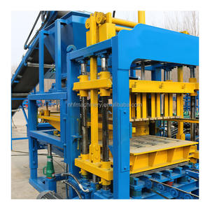 Línea de Producción de Ladrillos QT4-15S, Máquina de Ladrillos de Hormigón Equipada con Mezcladora JS500/Cinta Transportadora, Adquisición Integral - Product Image 5