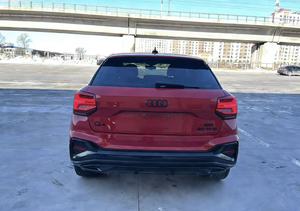 Audi Q2L 35 TFSI 2022 Automatica Guida a Sinistra Usata con 40.000 km di Chilometraggio Colore Rosso - Product Image 3