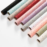 Papier d'emballage floral classique de 5 yards en filet doré étoiles et lune pour bouquets de fleurs fraîches