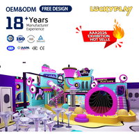 Aire de jeux intérieure commerciale pour enfants, thème musical, avec toboggans, piscine à balles, labyrinthe et mini-football