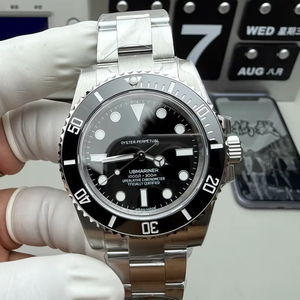 นาฬิกาข้อมือผู้ชายหรูหราปี 2026 ระบบจักรกล Clean Factory รุ่น Submersible ขนาด 40 มม. สีดำ Water Ghost ตัวเรือนสแตนเลสสตีล วงกลม 3135 พร้อมระบบสำรองพลังงาน - Product Image 1