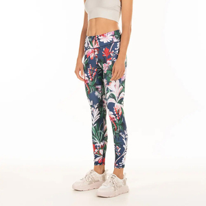 Leggings tricotés taille mi-haute pour femme avec tissu extensible – Idéaux pour l'été, les entraînements et la danse – Respirants et écologiques – Tenue décontractée - Product Image 2