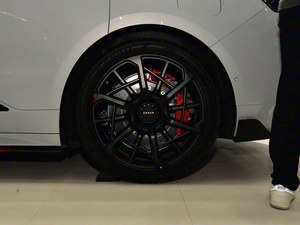 ZEEKR 001 FR 2025 100 kWh : performances <span class=keywords><strong>de</strong></span> 1300 ch, 0-100 km/h en 2,02 s, direction assistée par couple, coupé <span class=keywords><strong>électrique</strong></span> <span class=keywords><strong>de</strong></span> <span class=keywords><strong>course</strong></span> ultime - Product Image 4