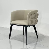 Chaise de salle à manger en cuir PU de qualité supérieure d'inspiration italienne, moderne et durable pour la maison, l'appartement ou la salle d'exposition immobilière