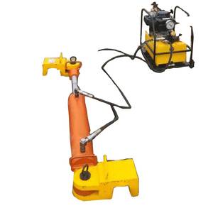<span class=keywords><strong>Tensor</strong></span> <span class=keywords><strong>de</strong></span> riel hidráulico <span class=keywords><strong>de</strong></span> alta presión con 6 mangueras para la construcción del sitio y el mantenimiento continuo <span class=keywords><strong>de</strong></span> rieles soldados - Product Image 6