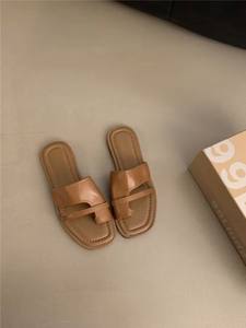 Sandales d'été en satin de soie à une bride, style européen, à talons hauts, élégantes et tendance, à talon épais pour femmes - Product Image 6