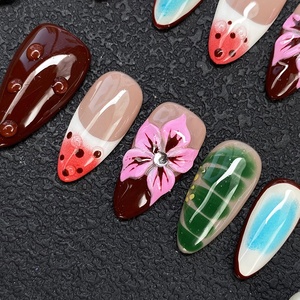 <span class=keywords><strong>Uñas</strong></span> Postizas Acrílicas Glamorosas de Diseño Salón, <span class=keywords><strong>Cortas</strong></span>, Almendradas y Cuadradas, Hechas a Mano, 10 Piezas, <span class=keywords><strong>Uñas</strong></span> Artificiales de Lujo Pintadas a Mano con Acabado Brillante - Product Image 5