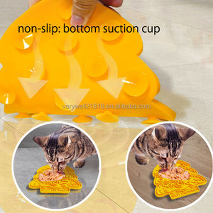 2025 New Holiday Winter Geschenke Schneeflocke Anreicherung matte Großhandel Weihnachts baum Anreicherung Lick Mat für Hund Mutter - Product Image 4