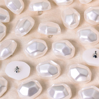 Boutons en fausses perles effet écaille de tortue, brillants, blancs, 15*12MM, avec boucle métallique pour chemisiers et chemises