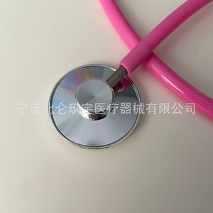 Estetoscopio, un juguete de rol para niños, para médicos y enfermeras de jardín de infancia, hecho con materiales ecológicos. - Product Image 2