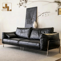 Italienischer Stil Wohnzimmer Schwarzes Luxus 3-Sitzer-Sofa Hotel-Lobby Holzrahmen Leder-Polstersofa Möbel