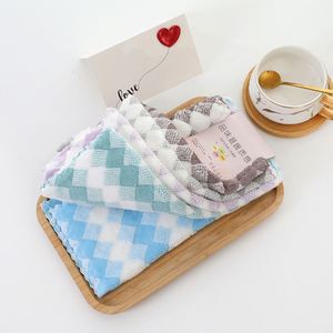 Serviette carrée en microfibre à trois couleurs, non pelucheuse, douce et absorbante, pour le nettoyage quotidien de la maison, lingette pour le lavage des mains - Product Image 1