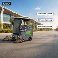 Balayeuse industrielle électrique à cinq brosses 48V 100Ah avec batterie au plomb, autoportée, largeur de nettoyage 2200mm – Meilleure unité en termes de rapport qualité-prix