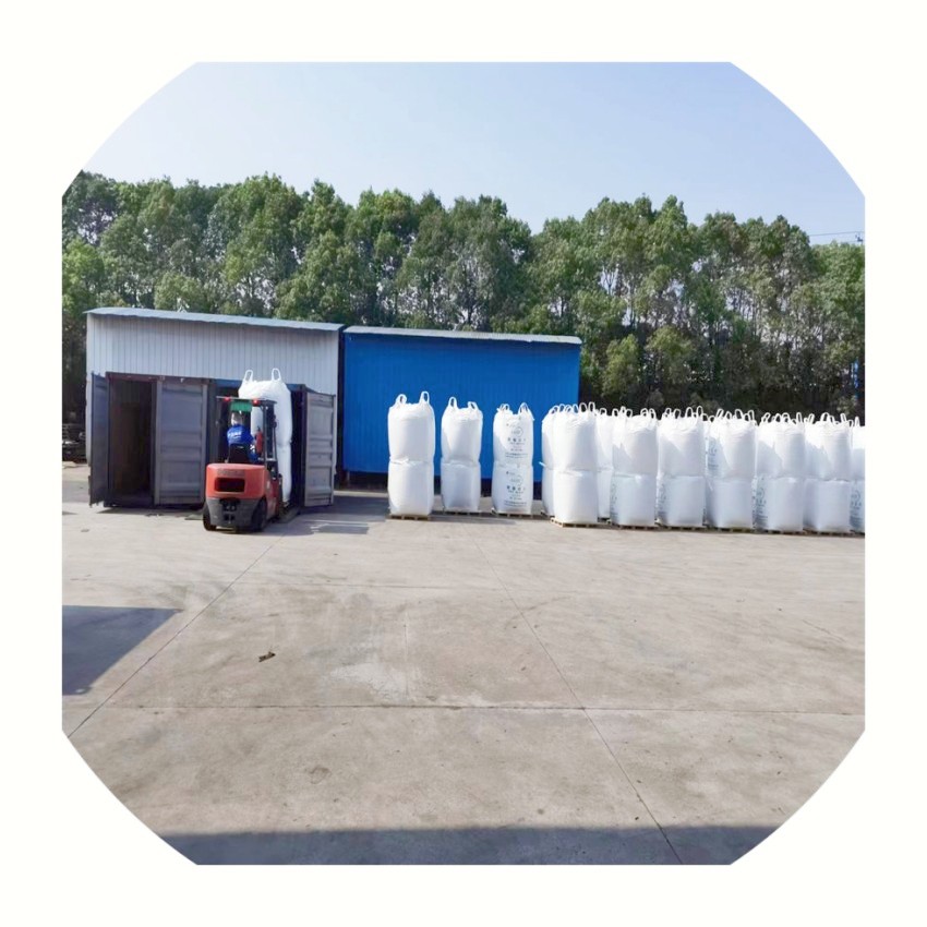 Чипсы из полиэстера по хорошей цене/Полимер из ПЭТ 0,80 0,85