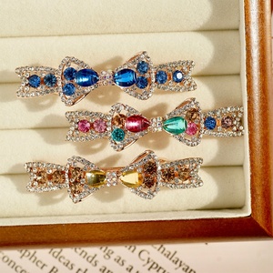 Elegante Pinza para el Cabello con Lazo de Mariposa, Clip de Aleación con Diamantes de Imitación para Mujer, Accesorios para el Cabello para Bodas y Fiestas - Product Image 4