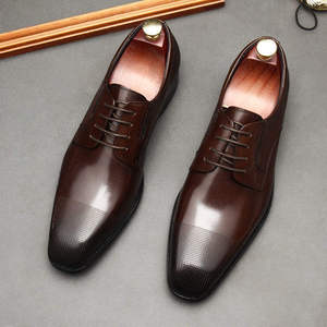 รองเท้าหนังแท้ทรงสี่เหลี่ยมแบบอิตาลีสำหรับผู้ชาย สีแดงไวน์ ทำมือ รองเท้าหนังสำหรับธุรกิจและงานทางการ รองเท้าหนังแบบออกซ์ฟอร์ด - Product Image 3