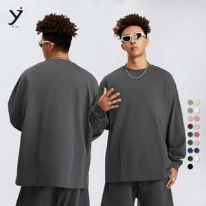 Vente en gros de sweatshirts unisexes à manches longues et col rond pour hommes en coton de couleur unie avec logo personnalisé - Product Image 1