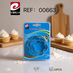 Stampo per torta ai fiori di prugna in acciaio inossidabile, set da 12 pezzi per la cottura di torte decorative - Product Image 3