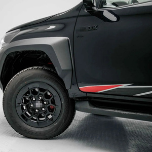 Autocollants de carrosserie en vinyle pour Toyota Hilux GR Sport 4D 2025 – Bandes décoratives pour portières de <span class=keywords><strong>voiture</strong></span> – Vente en gros - Product Image 2
