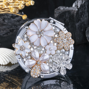 手作り高級ダイヤモンドリップポケットウーマンミラー企業プロモーションノベルティギフトメタルブリンブリン化粧品ミラー用 - Product Image 2