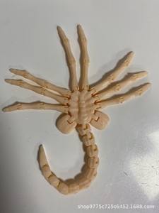 Statue extraterrestre imprimée en 3D Ornements d'insectes déformés mobiles Statues de figurines jouets pour enfants en plastique durable - Product Image 5