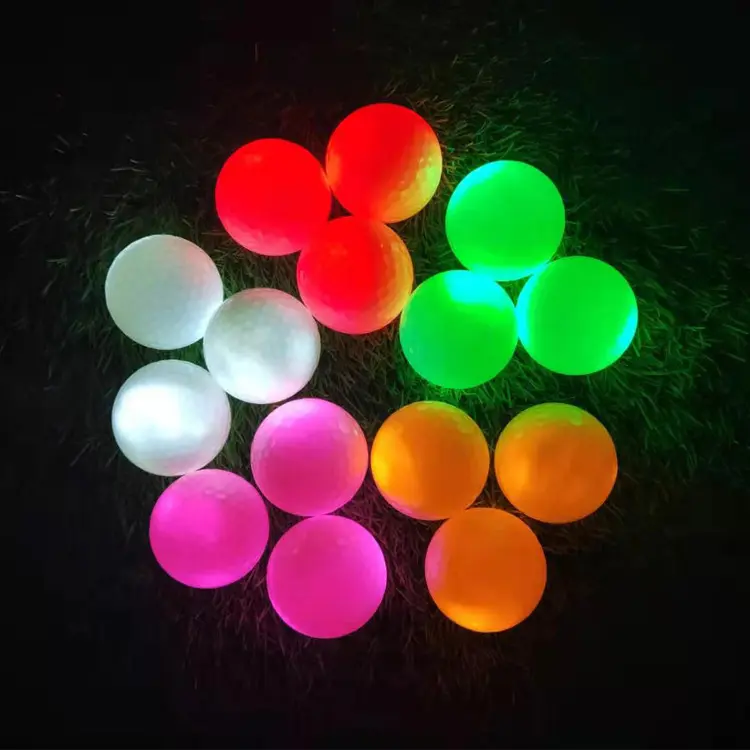 Light Up parlayan Golf topları Golf Tees renkli aydınlık LED Golf topları gece eğitimi için